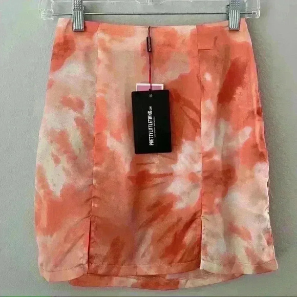 Pretty Little Thing NWT Orange Tie Dye Mini Skirt with slits size 2 - Picture 11 of 14